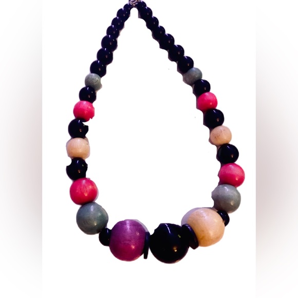 Van Allen NY Vintage Large Beaded Statement Necklace - Picture 2 of 3